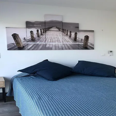 Semesterbostad Les Jardins D'eve, Solenzara, Townhouse With Private Pool